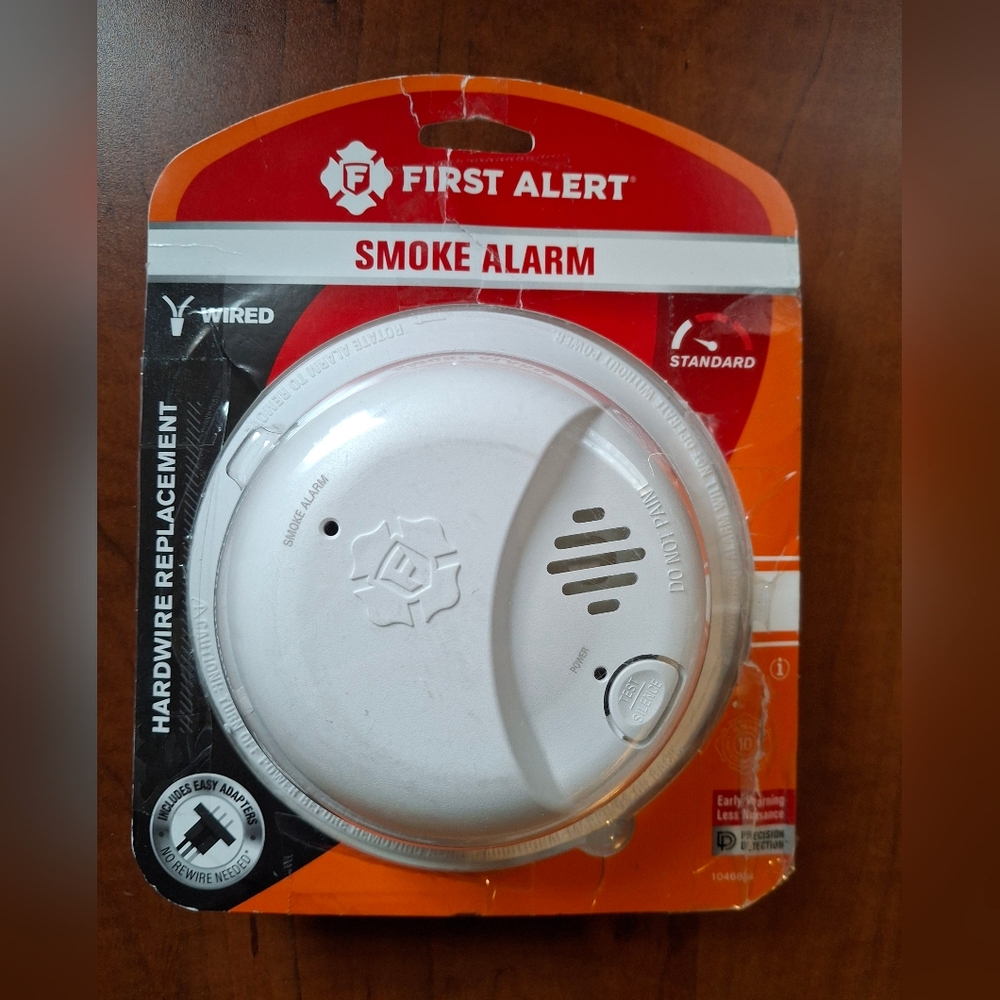 First Alert Hard-Wired w/Battery Back-up Ionization Smoke Detector
